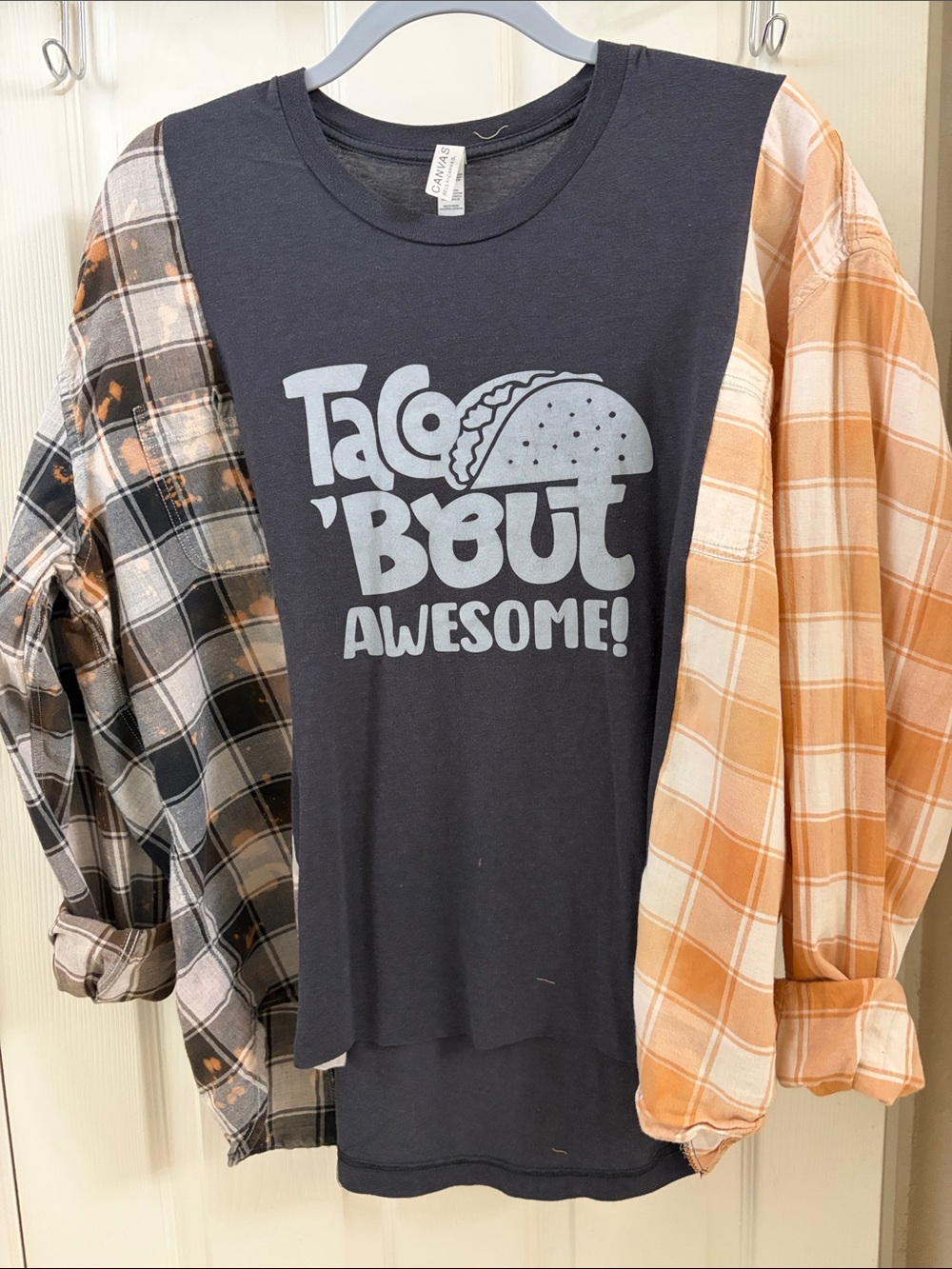 Taco 'Bout Awesome! Graphic Tee - Black